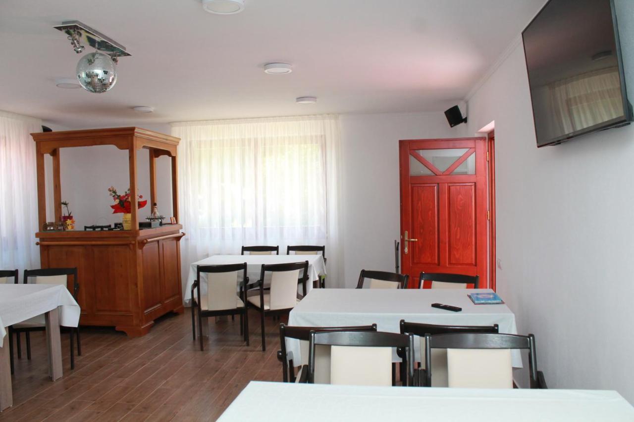 Casa Moldovan Совата Екстер'єр фото